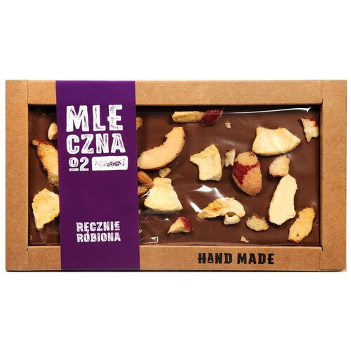 Ręcznie robiona czekolada mleczna z jabłkiem i śliwką Cukiernia Staropolska 105 g